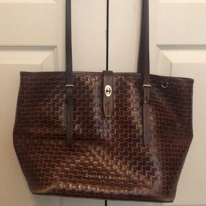 Dooney and Bourke tote